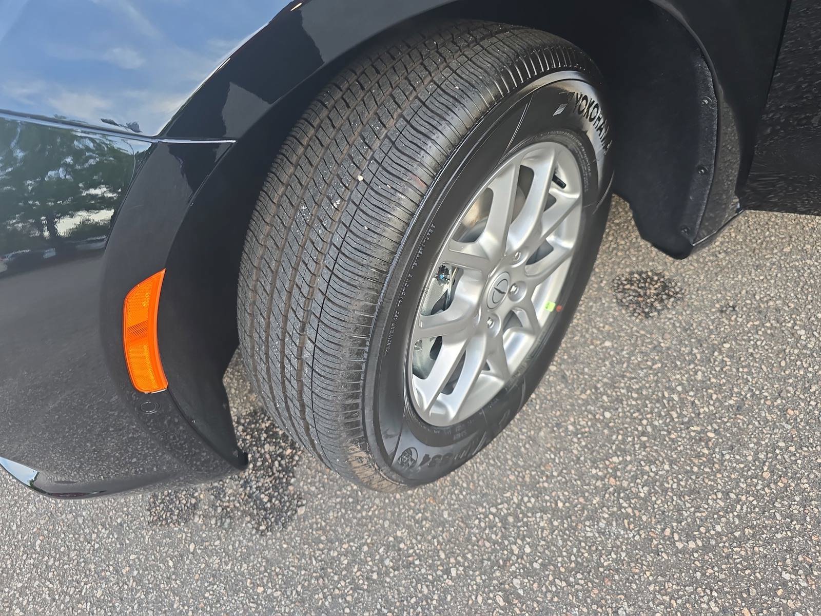 New 2026 Chrysler Pacifica Select FWD image 30