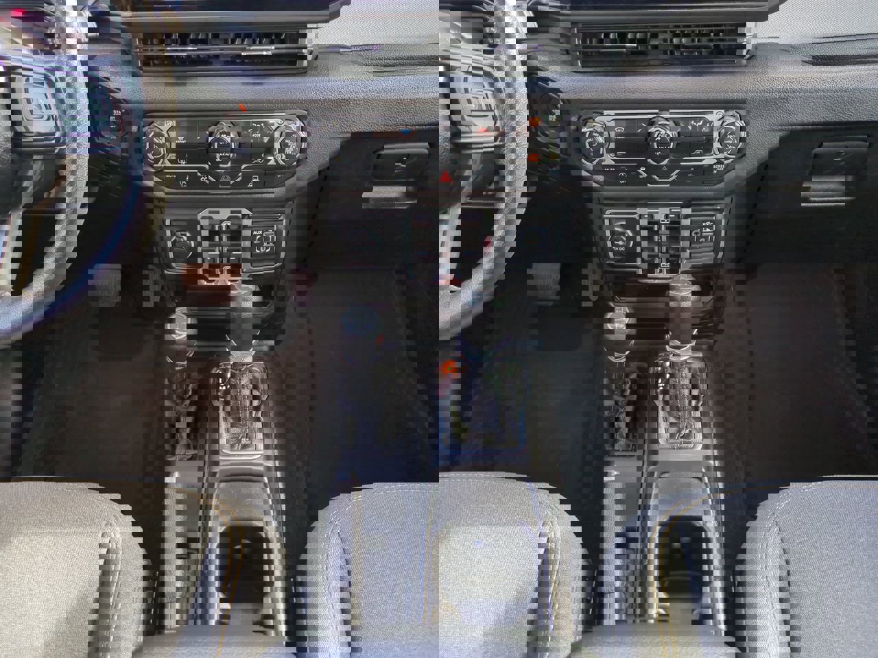 Used 2025 Jeep Wrangler Sport image 18