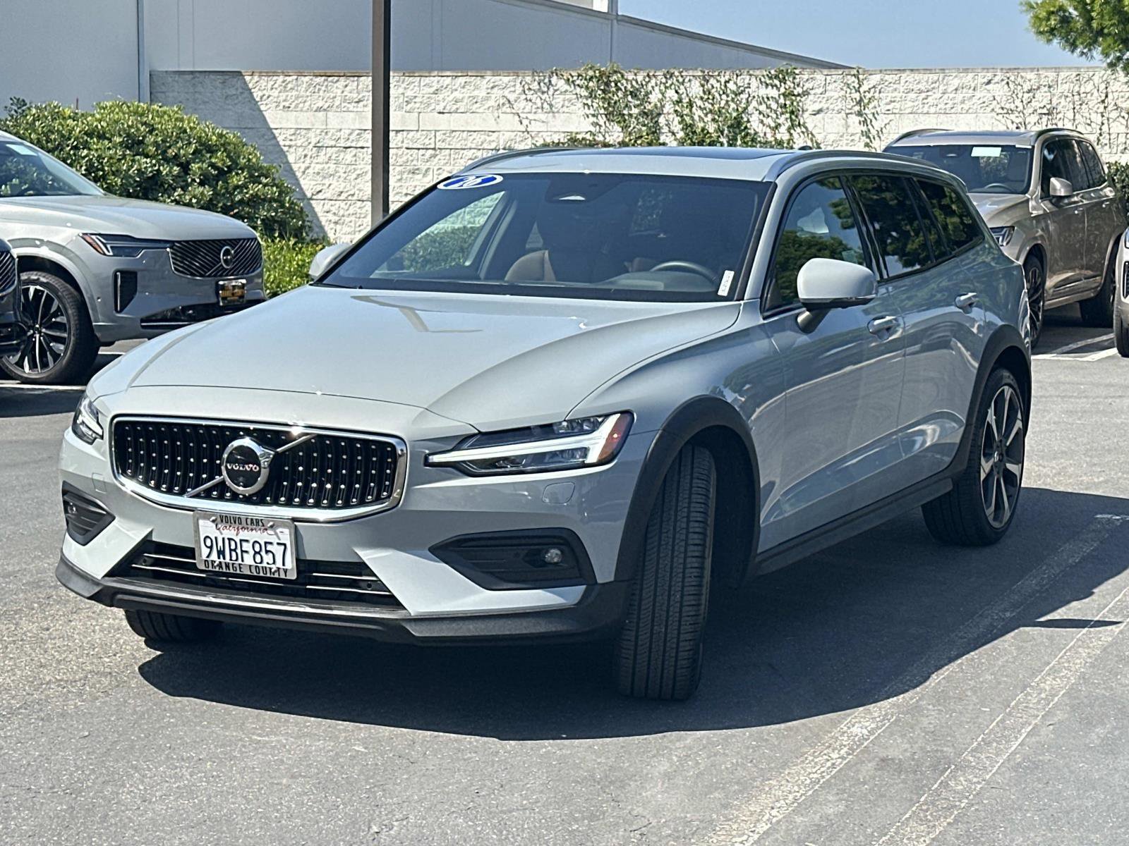 Certified 2026 Volvo V60 B5 Cross Country Plus w/ Climate Package image 8