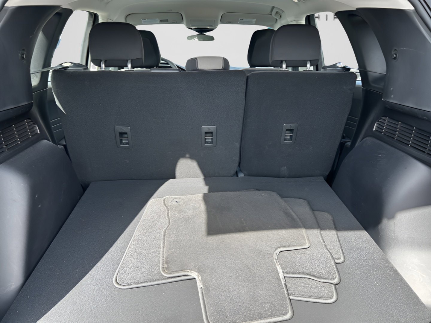 Used 2022 Ford Escape S AWD/4WD image 7