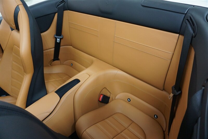 Used 2017 Ferrari California T RWD image 12