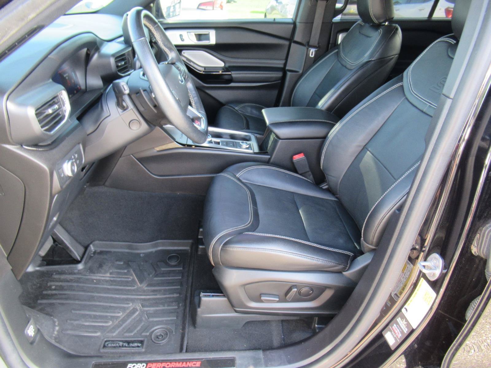 Used 2022 Ford Explorer ST w/ Equipment Group 401A AWD/4WD image 18