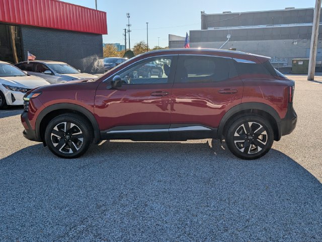 Used 2026 Nissan Kicks SV w/ SV Premium Package AWD/4WD image 2
