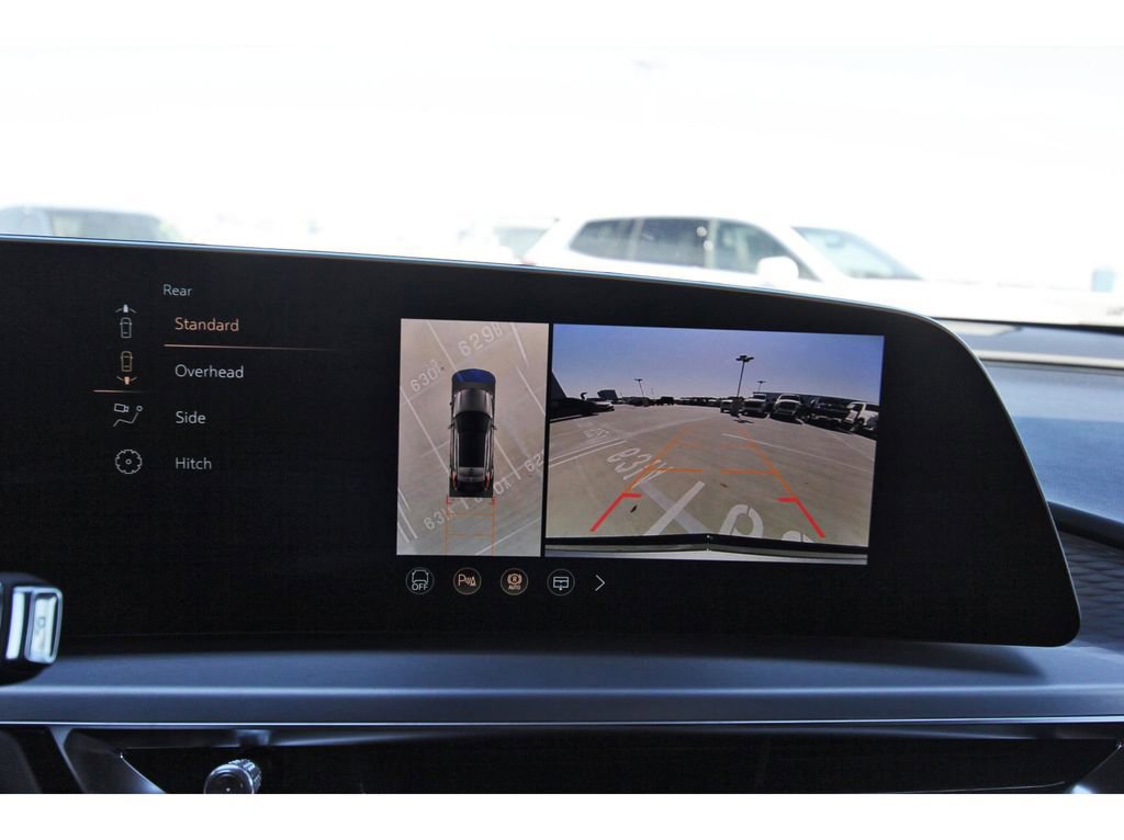 New 2026 Cadillac Lyriq Sport image 17