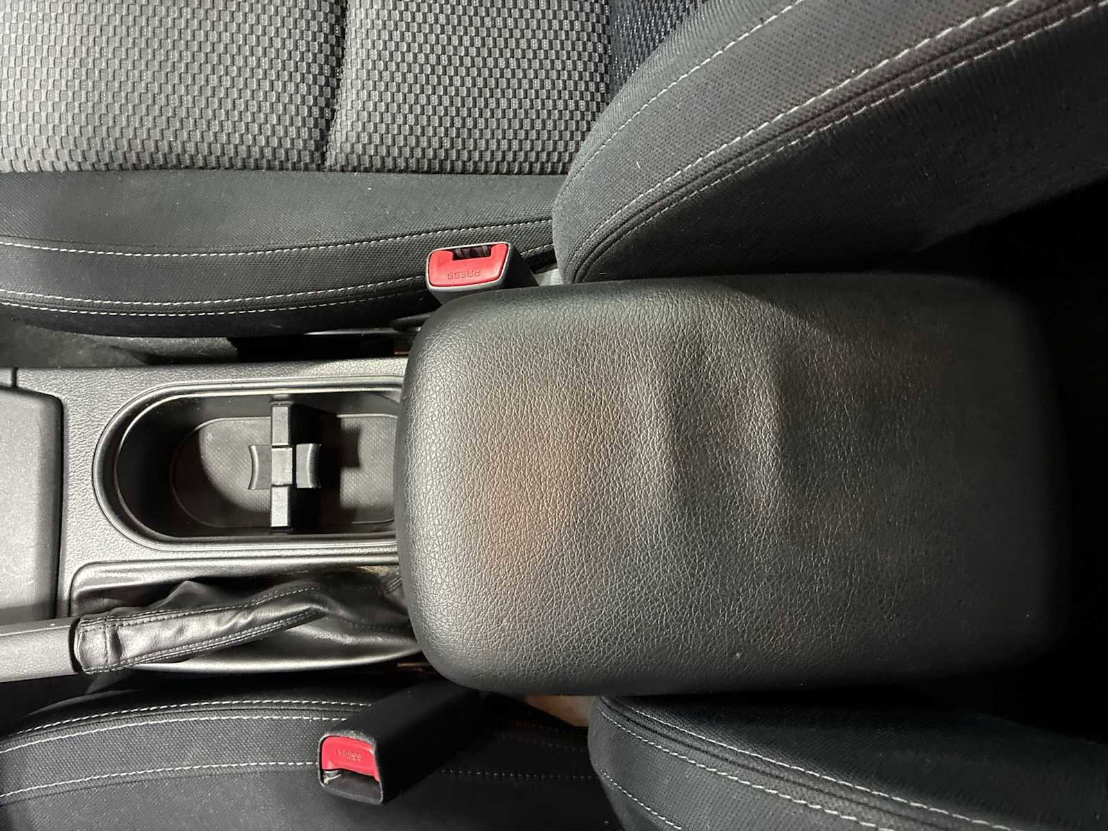 Used 2016 Subaru Forester 2.5i Premium w/ All-Weather Package image 22