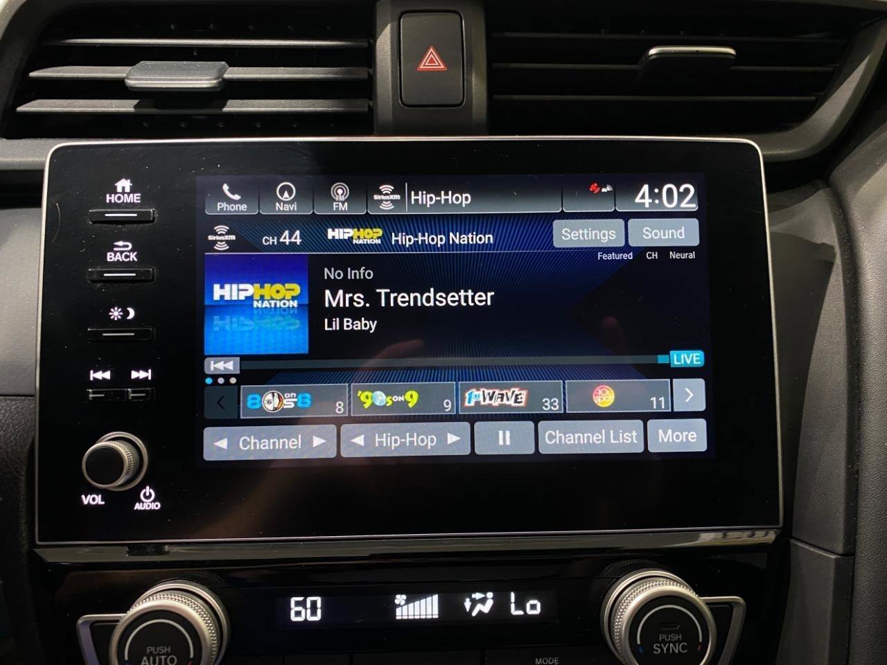 Used 2020 Honda Insight Touring image 16