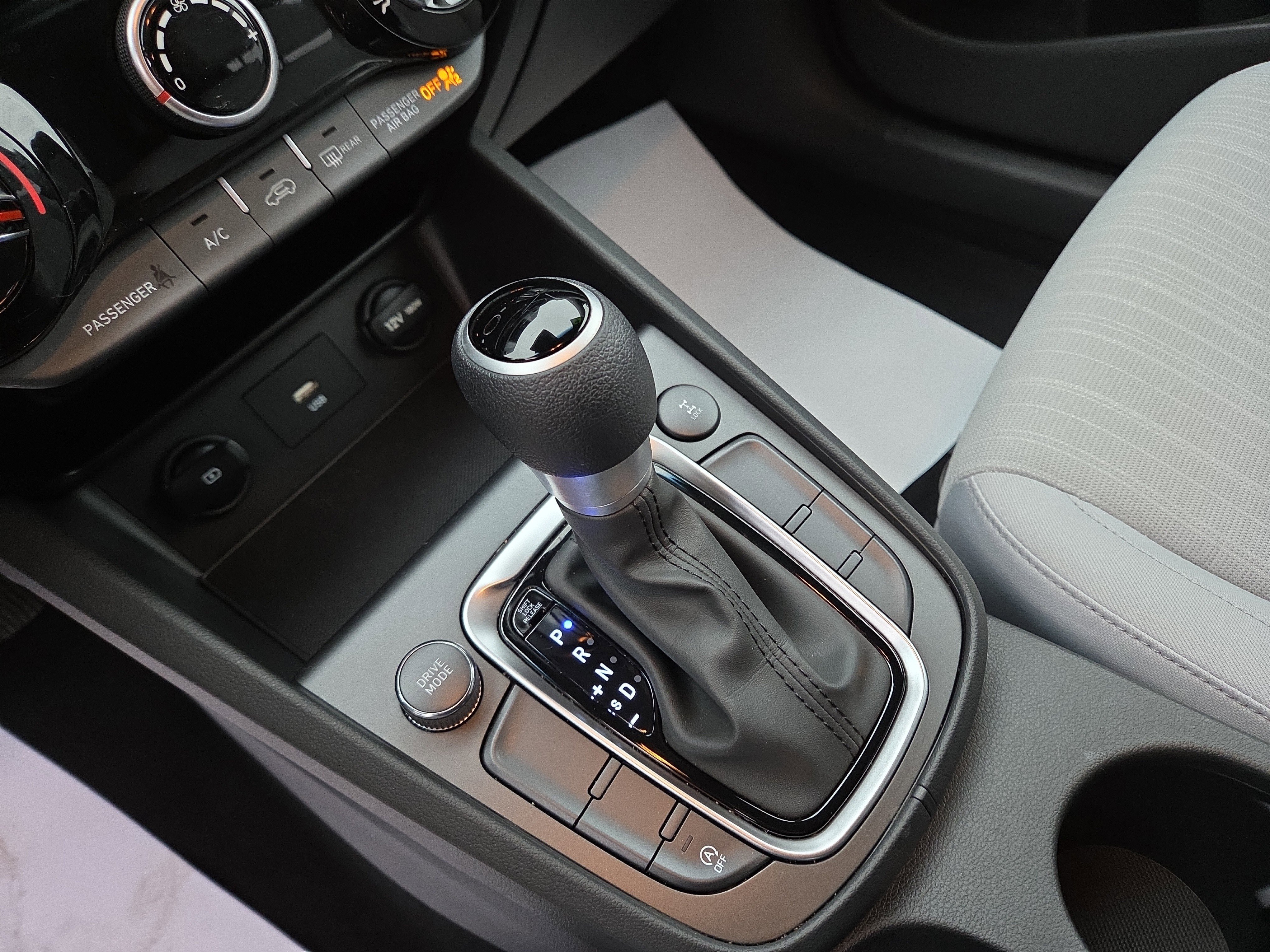 Certified 2023 Hyundai Kona SEL image 23