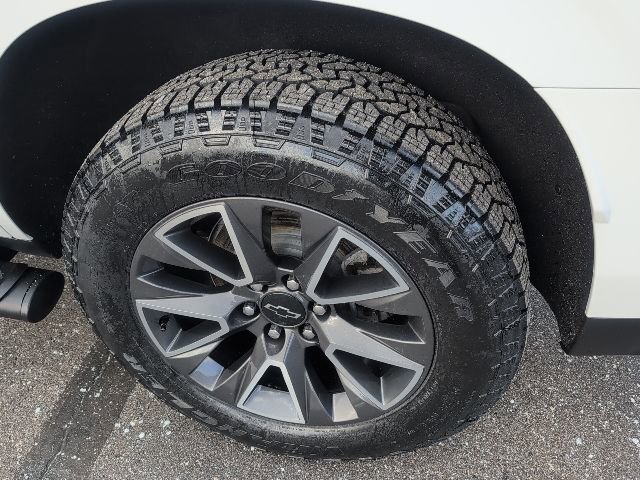 Used 2023 Chevrolet Tahoe Z71 w/ Luxury Package image 15