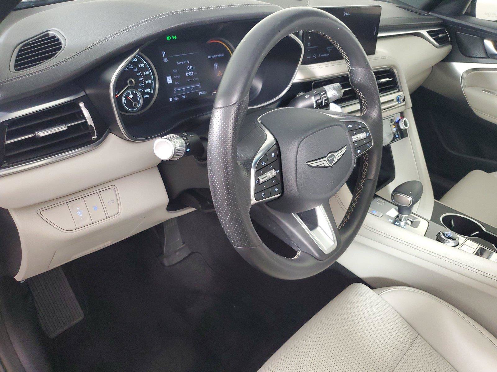 Used 2025 Genesis G70 2.5T RWD image 22