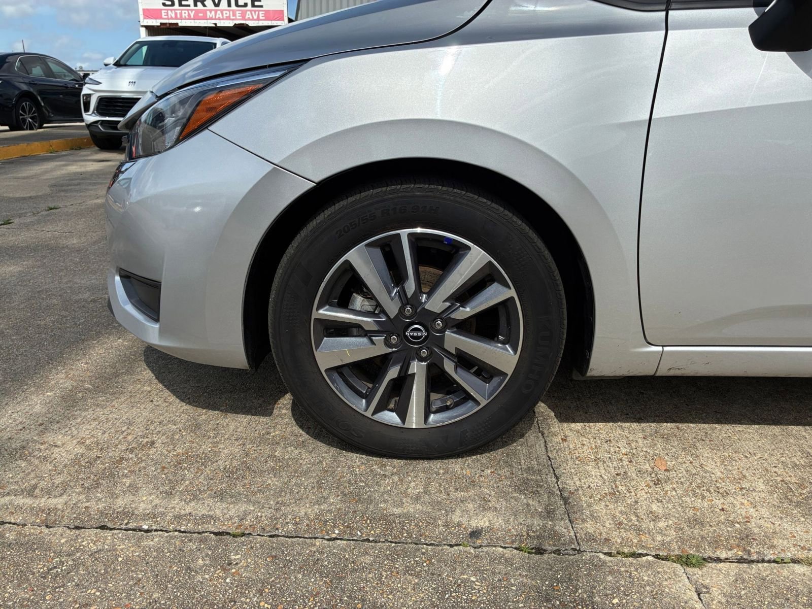 Used 2025 Nissan Versa SV image 23