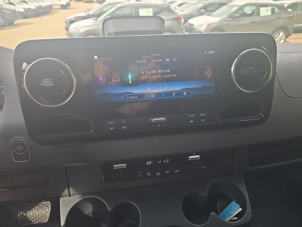New 2025 Mercedes-Benz Sprinter 2500 image 18