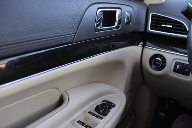 Used 2018 Lincoln MKT AWD w/ Technology Package image 15