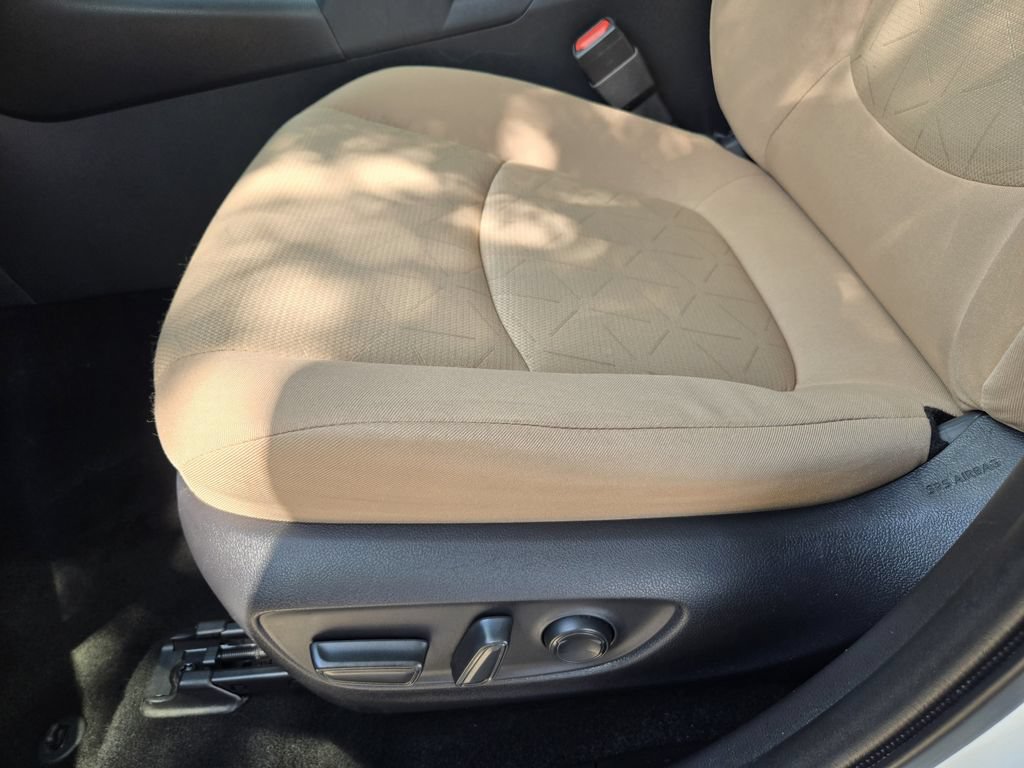 Used 2023 Toyota RAV4 XLE w/ Convenience Package AWD/4WD image 19