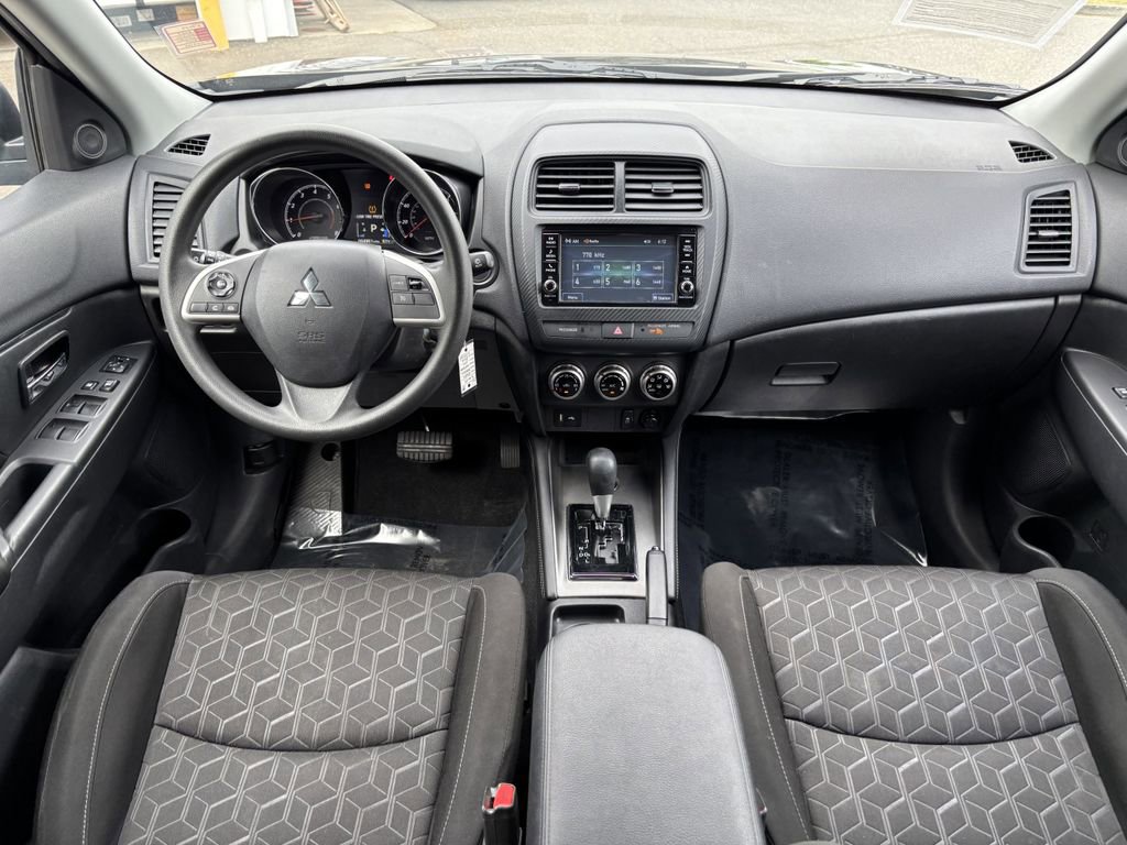 Used 2024 Mitsubishi Outlander Sport ES AWD/4WD image 21