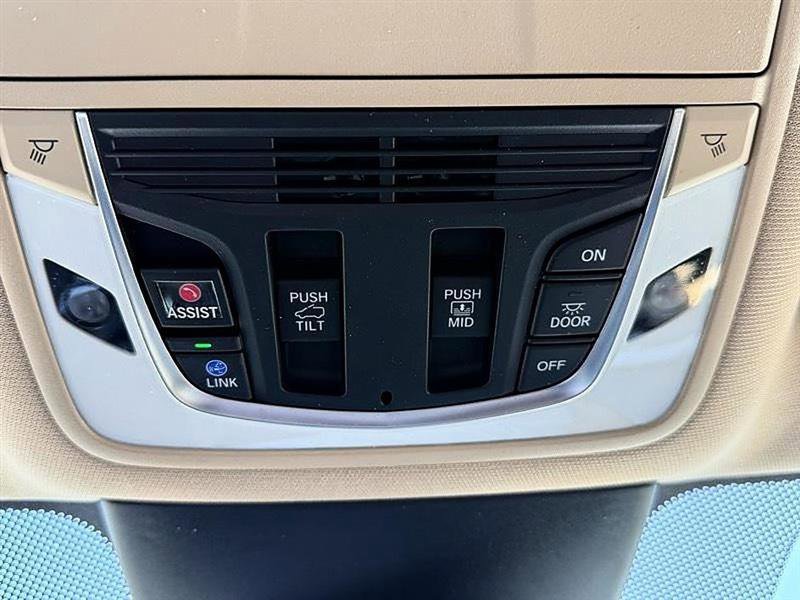 Used 2023 Acura MDX FWD w/ Technology Package image 54