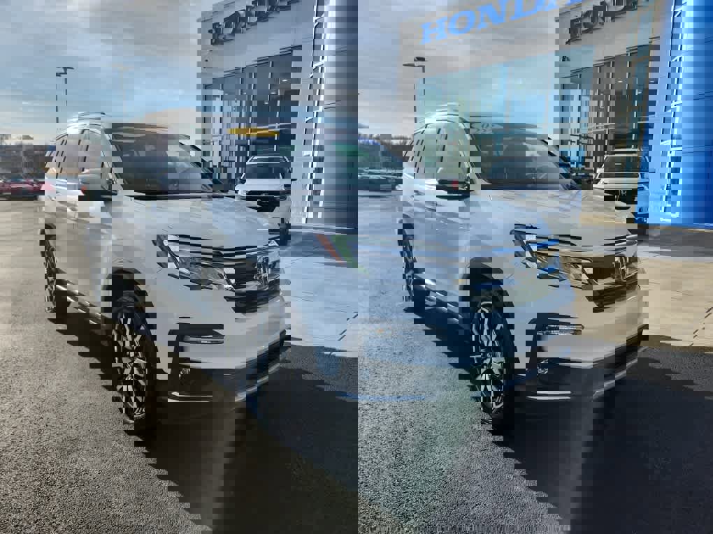 Used 2022 Honda Pilot Touring image 8