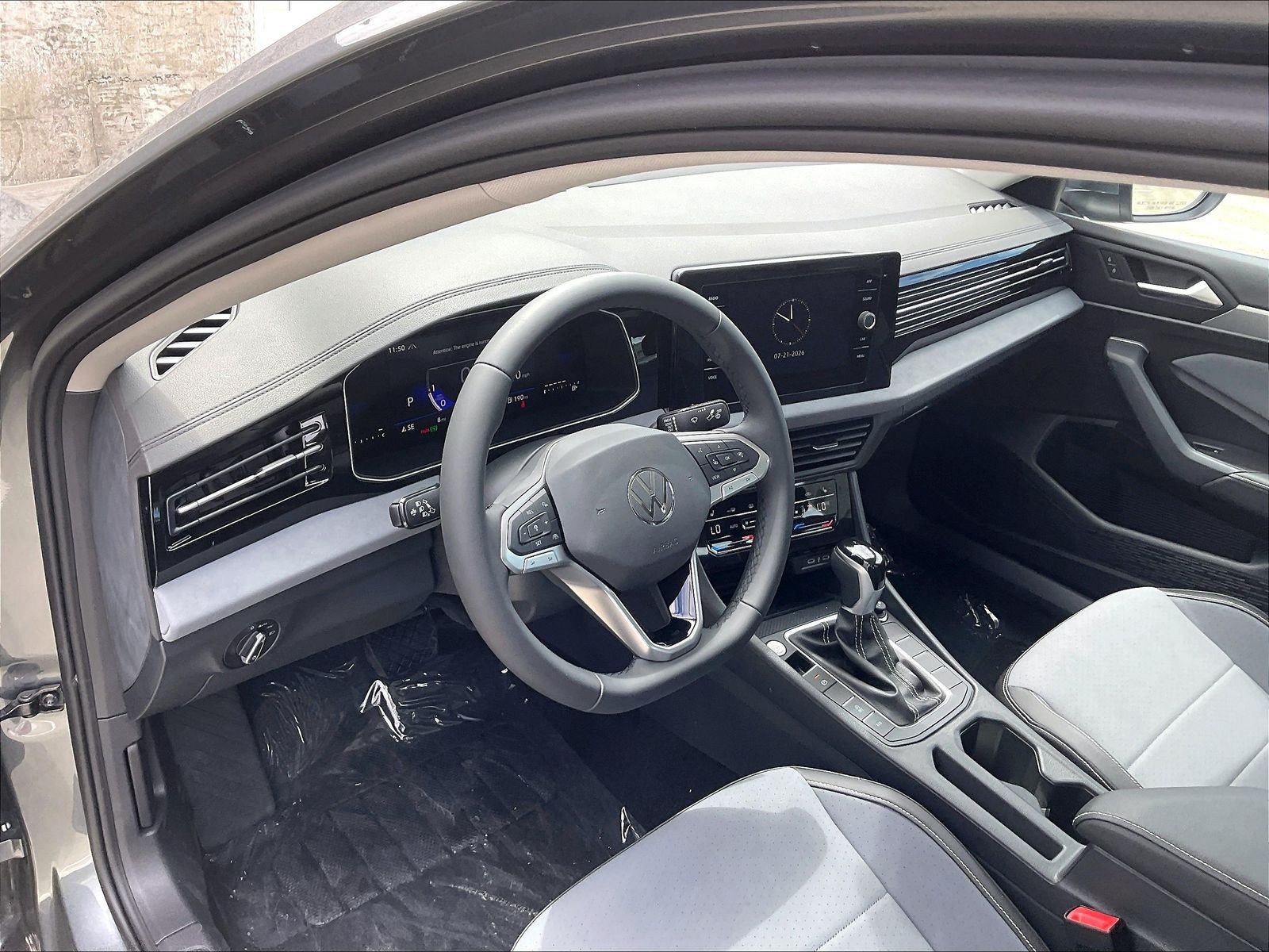 New 2026 Volkswagen Jetta SE FWD image 6
