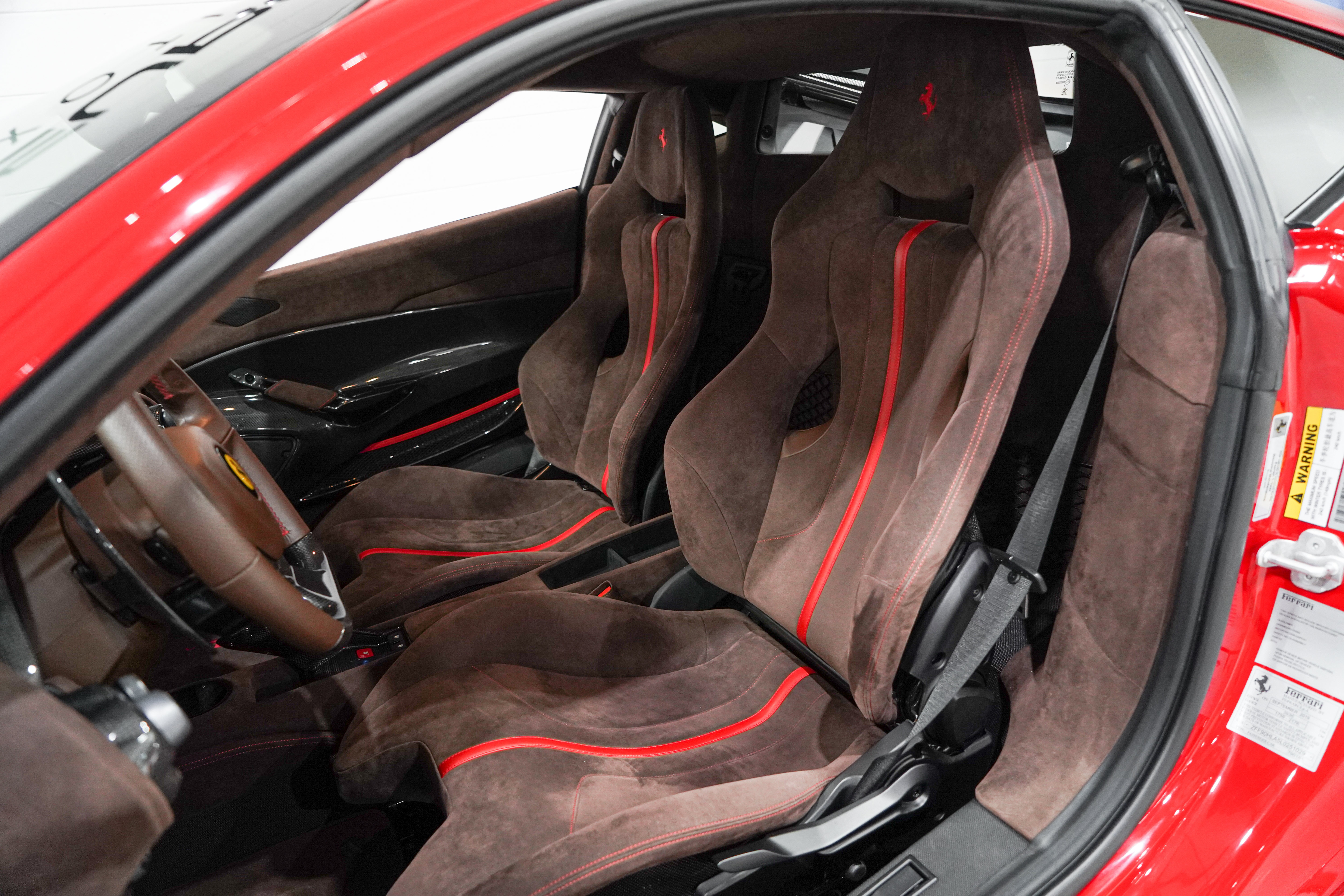 Used 2020 Ferrari 488 Pista Coupe RWD image 9