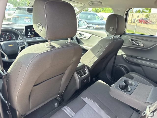 Used 2025 Chevrolet Blazer LT FWD image 34