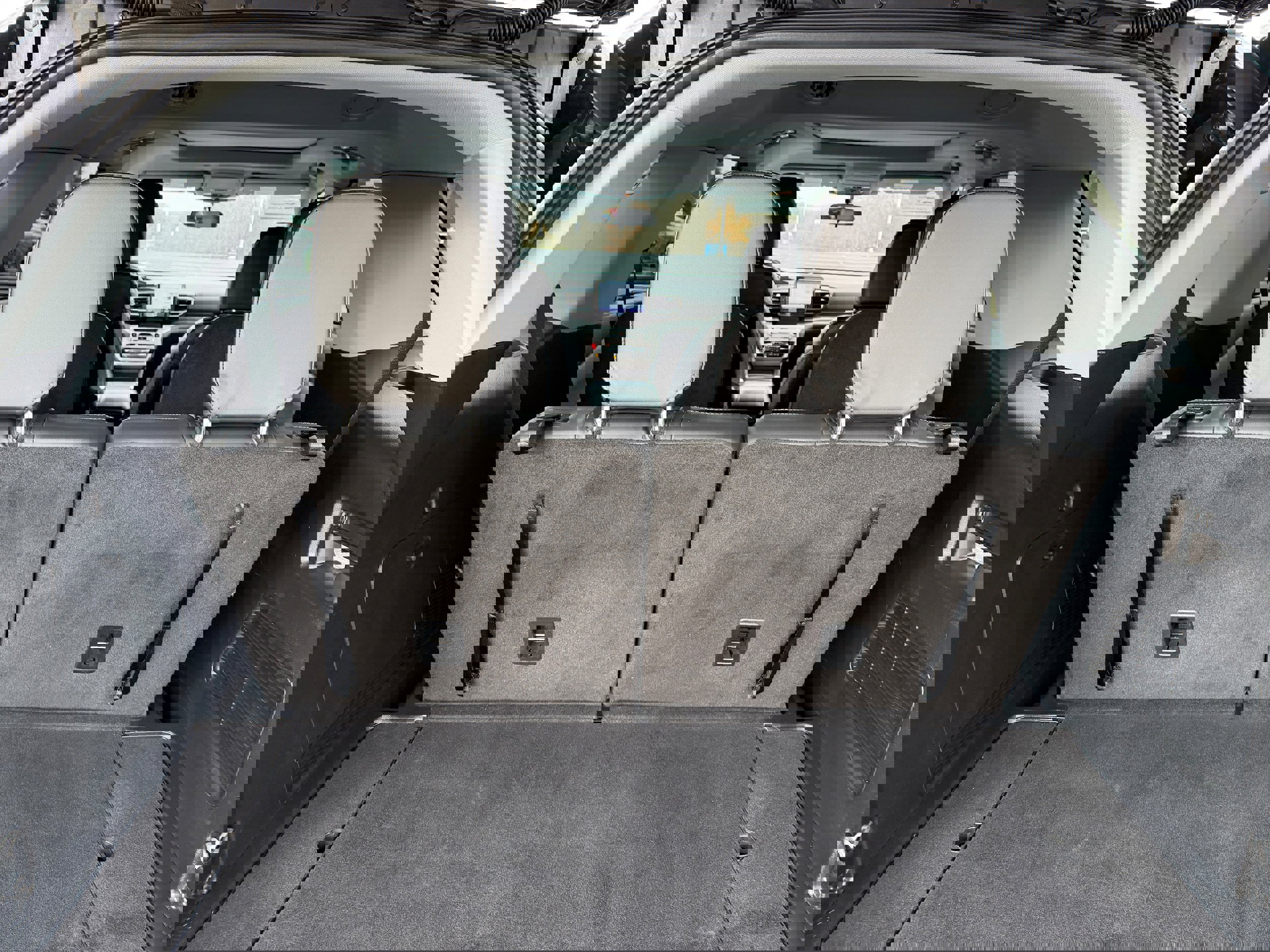 Certified 2023 Ford Explorer XLT w/ Equipment Group 202A image 12