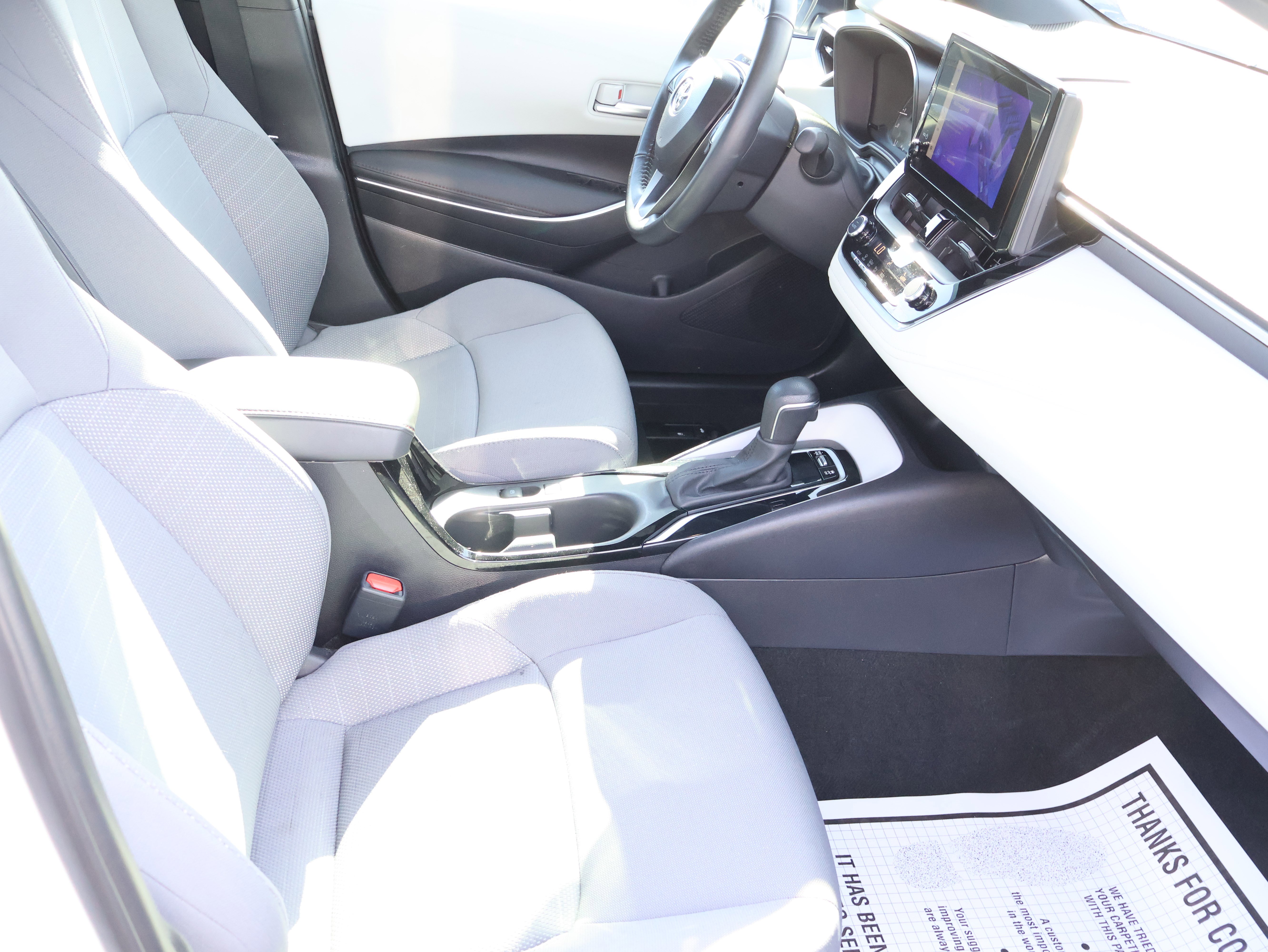 Used 2024 Toyota Corolla SE image 9