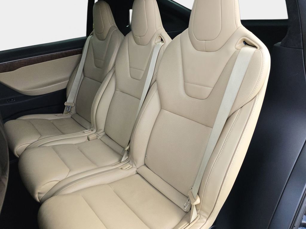 Used 2016 Tesla Model X 90D image 19