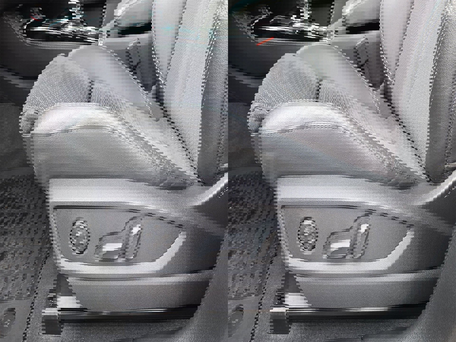 Certified 2023 Audi SQ5 Premium Plus w/ Premium Plus Package image 17