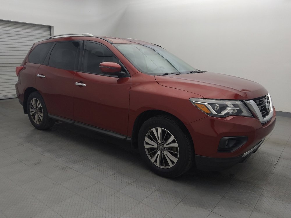 Used 2020 Nissan Pathfinder SV image 11