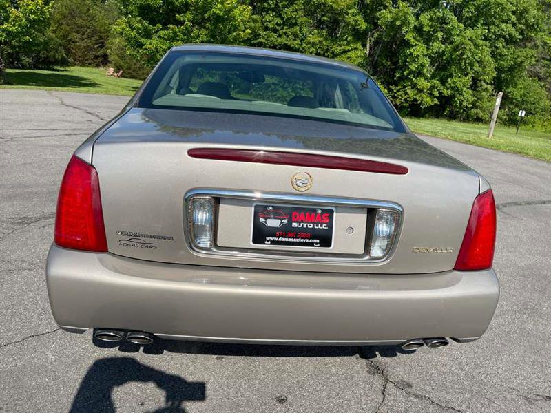 Used 2003 Cadillac De Ville w/ Comfort & Convenience Package FWD image 55