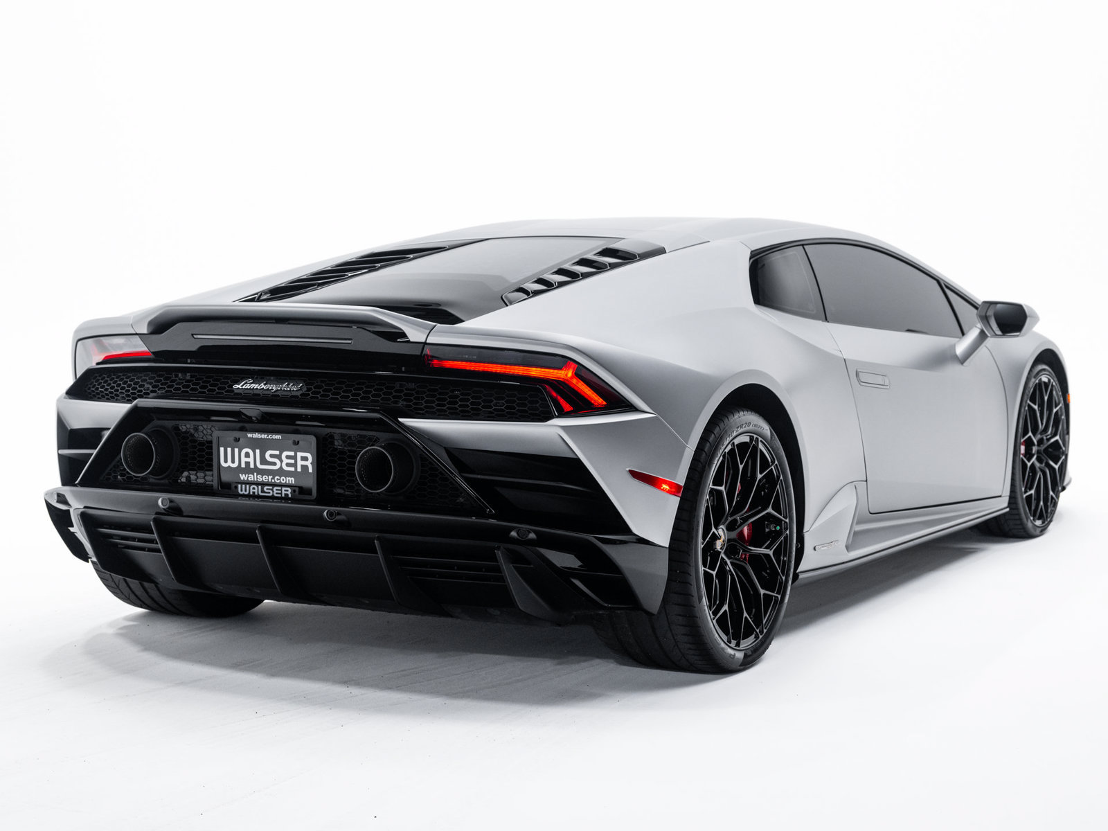 Used 2020 Lamborghini Huracan EVO AWD/4WD image 6