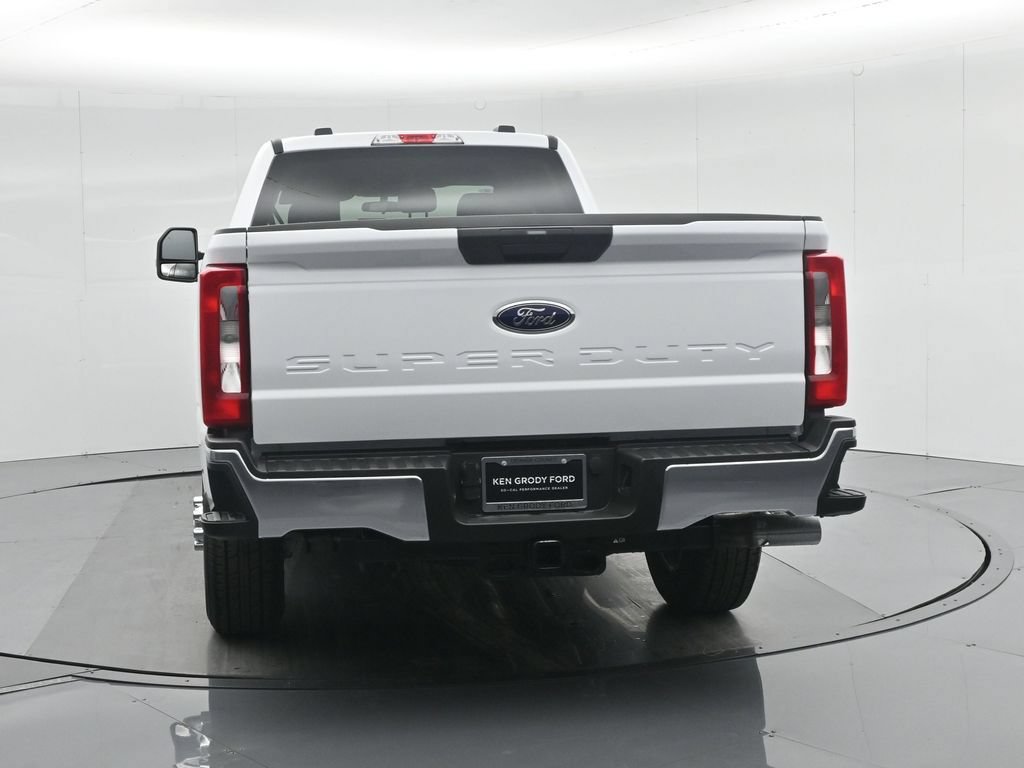 New 2026 Ford F350 XLT RWD image 28
