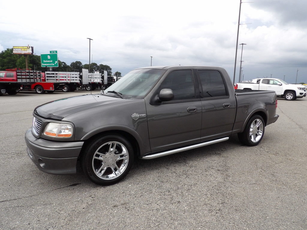 Used 2002 Ford F150 Harley-Davidson RWD image 3