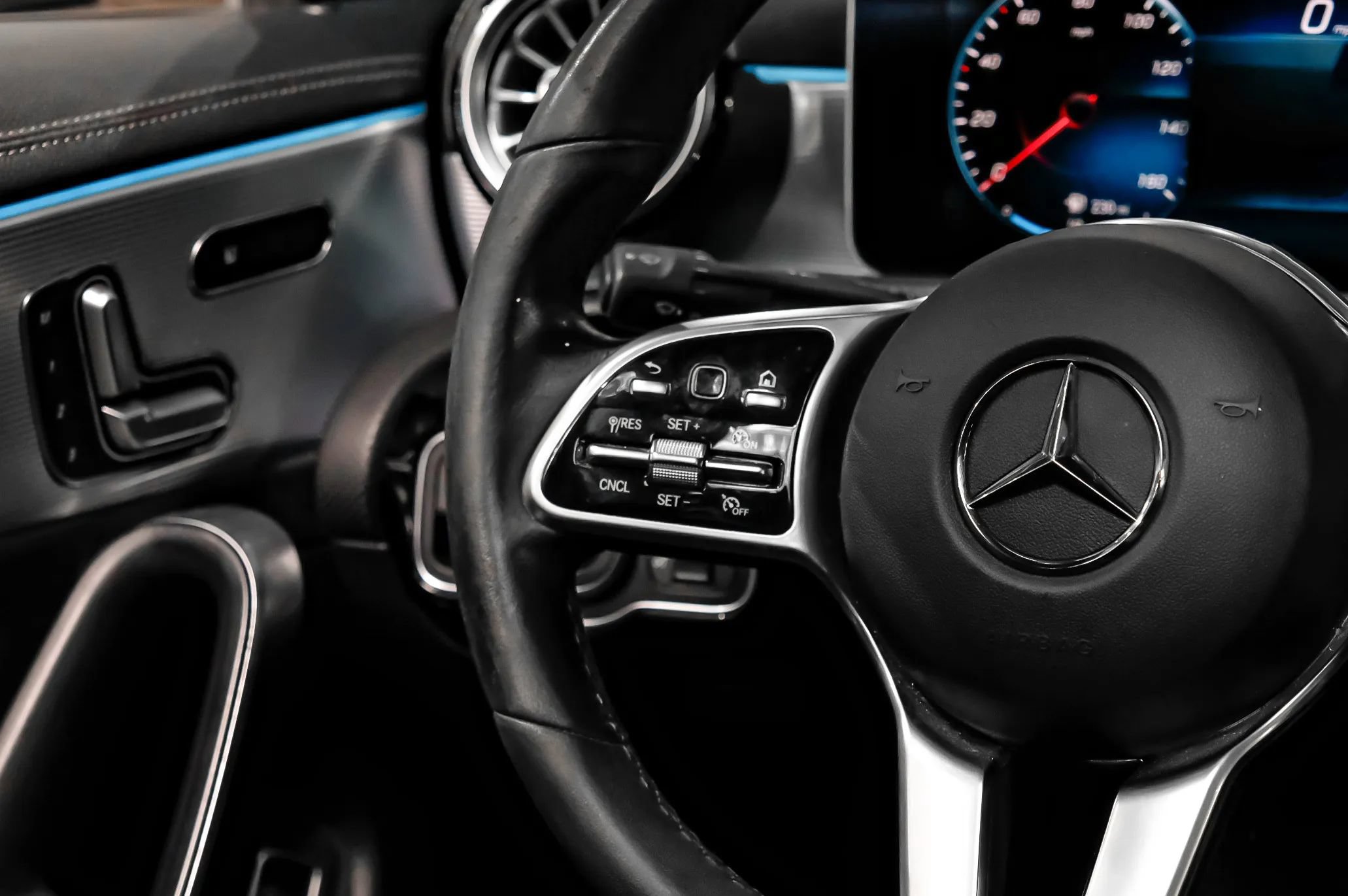 Used 2020 Mercedes-Benz CLA 250 image 20