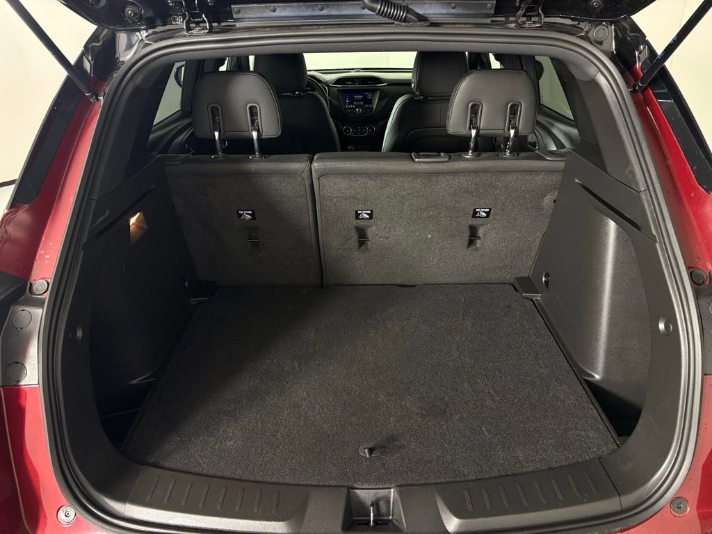 Used 2023 Chevrolet TrailBlazer RS image 38