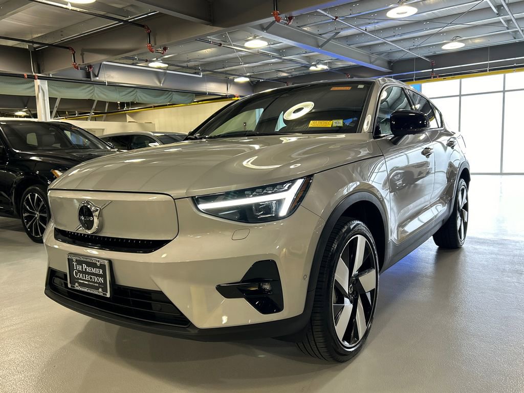 Certified 2023 Volvo C40 P8 Recharge Ultimate image 5