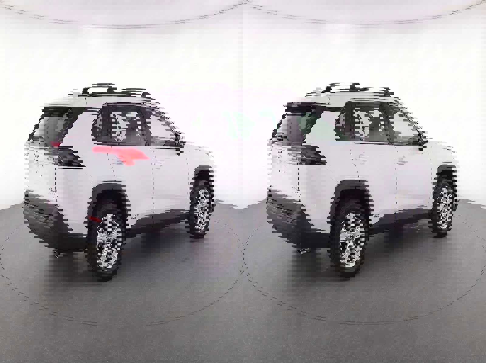 Used 2023 Toyota RAV4 XLE w/ Convenience Package image 6