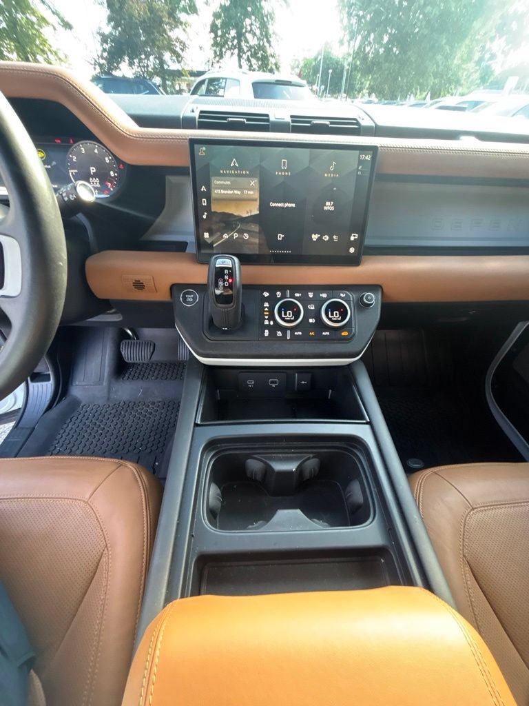 Used 2024 Land Rover Defender 130 S AWD/4WD image 21
