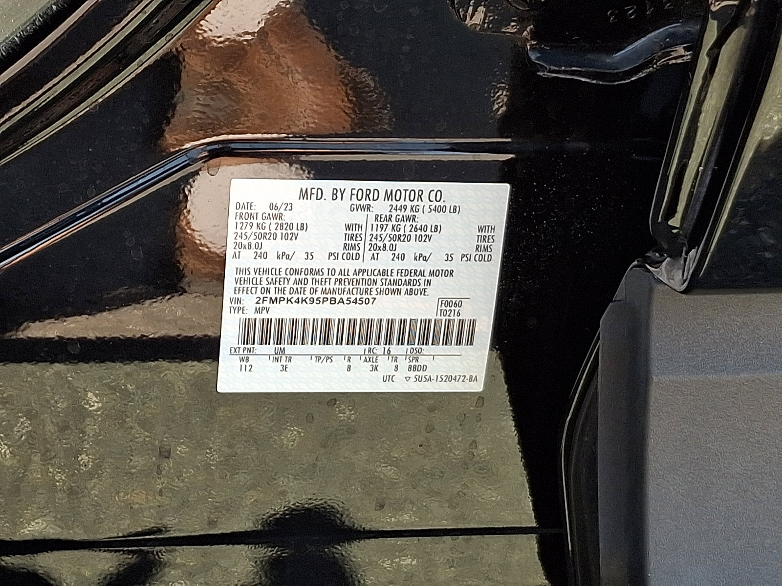 Certified 2023 Ford Edge Titanium AWD/4WD image 28
