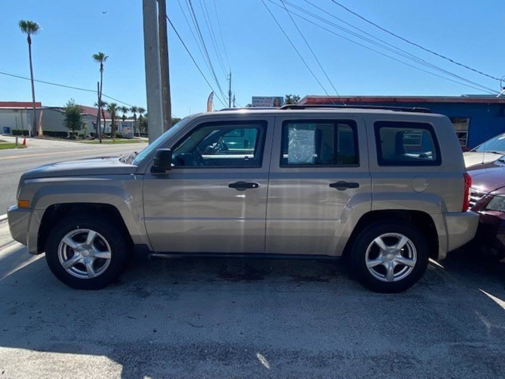 Used 2009 Jeep Patriot Sport image 3