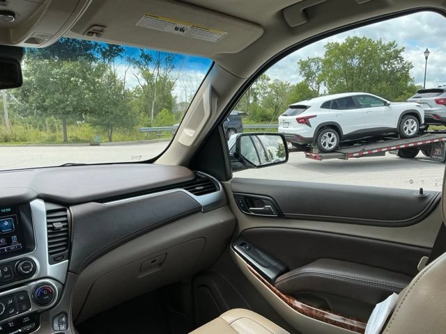 Used 2017 Chevrolet Suburban Premier AWD/4WD image 28