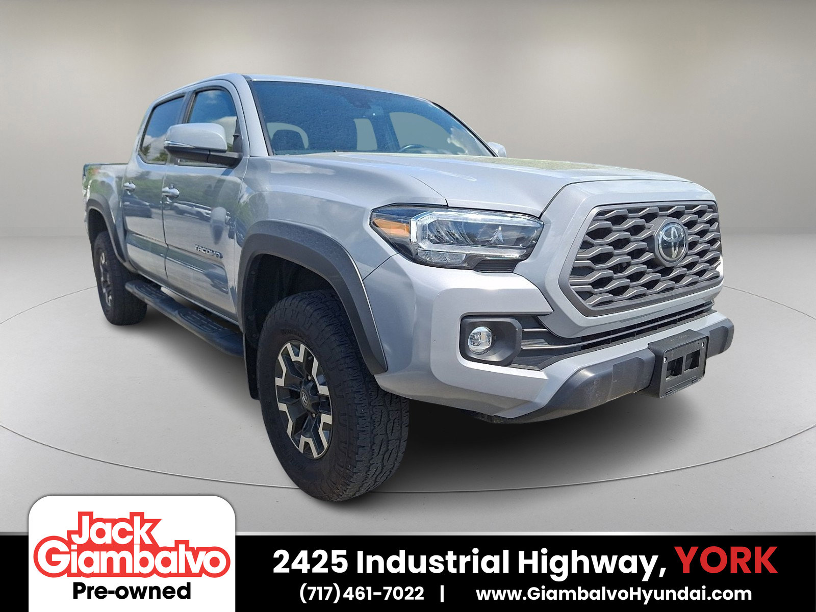 Used 2021 Toyota Tacoma TRD Off-Road image 1