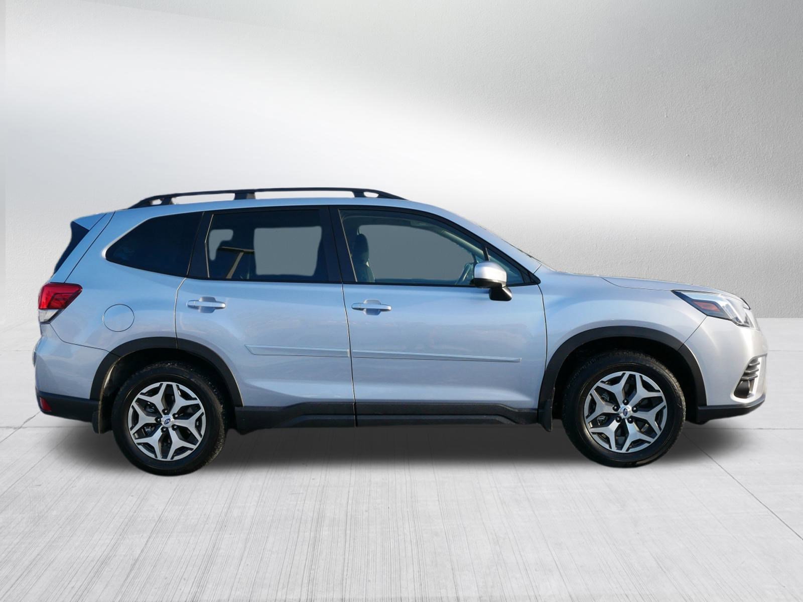 Certified 2023 Subaru Forester Premium image 8