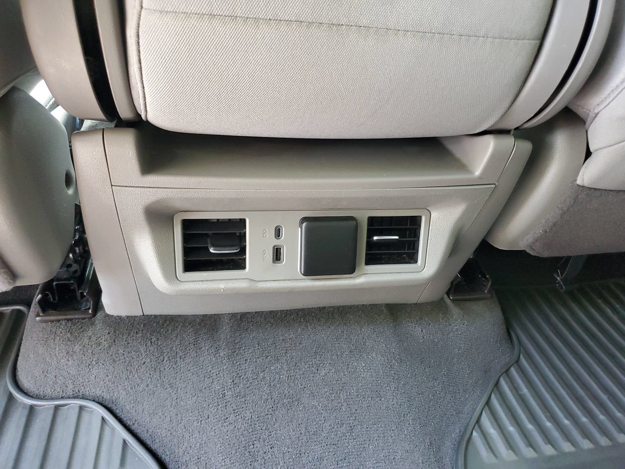 Used 2025 Chevrolet Silverado 1500 LT RWD image 16