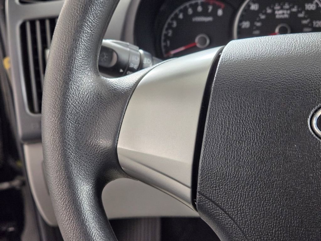 Used 2010 Hyundai Elantra GLS w/ Sunroof Pkg 3 image 27