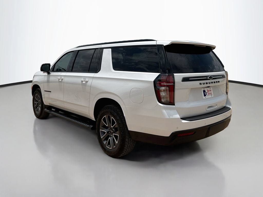 Used 2023 Chevrolet Suburban Z71 w/ Luxury Package AWD/4WD image 5