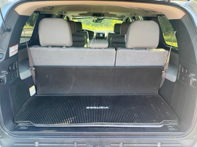 Used 2020 Toyota Sequoia Platinum AWD/4WD image 16
