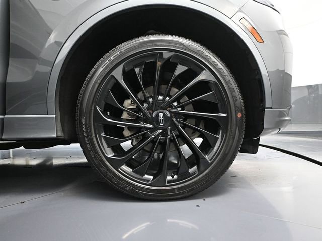 Used 2025 Lincoln Aviator Reserve w/ Jet Appearance Package image 16