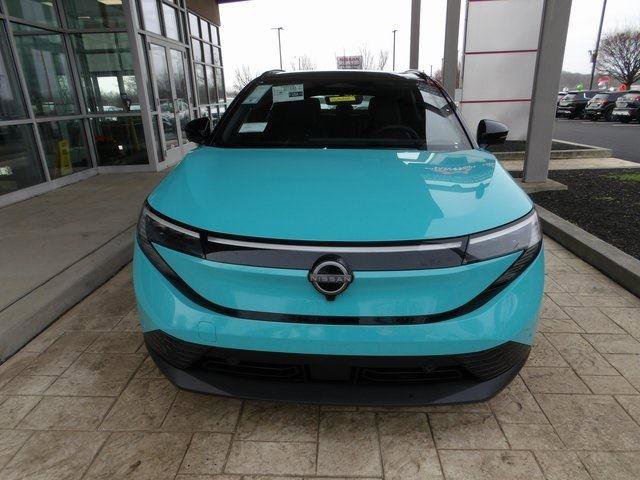 New 2026 Nissan Leaf Platinum+ w/ Cargo Package (Platinum+) image 2