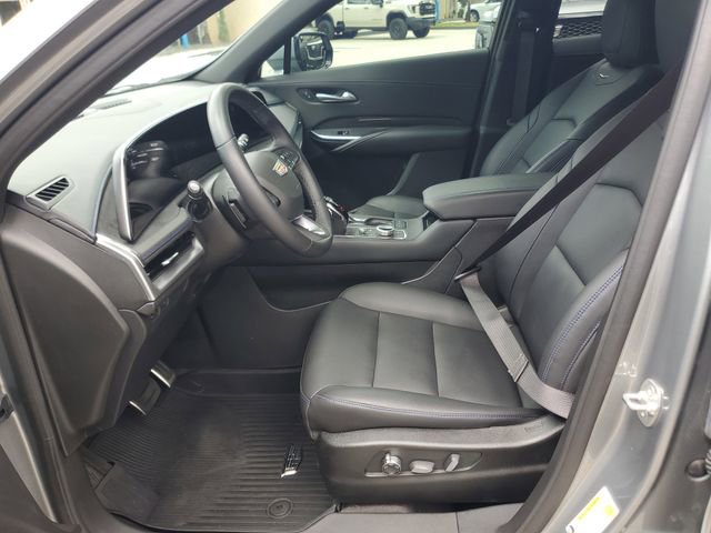 Certified 2025 Cadillac XT4 Sport w/ LPO, Floor Liner Package FWD image 17