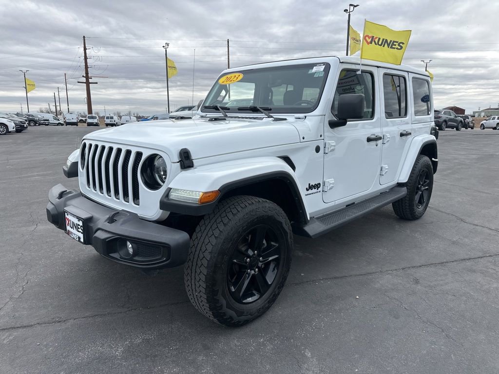 Used 2023 Jeep Wrangler Altitude image 17